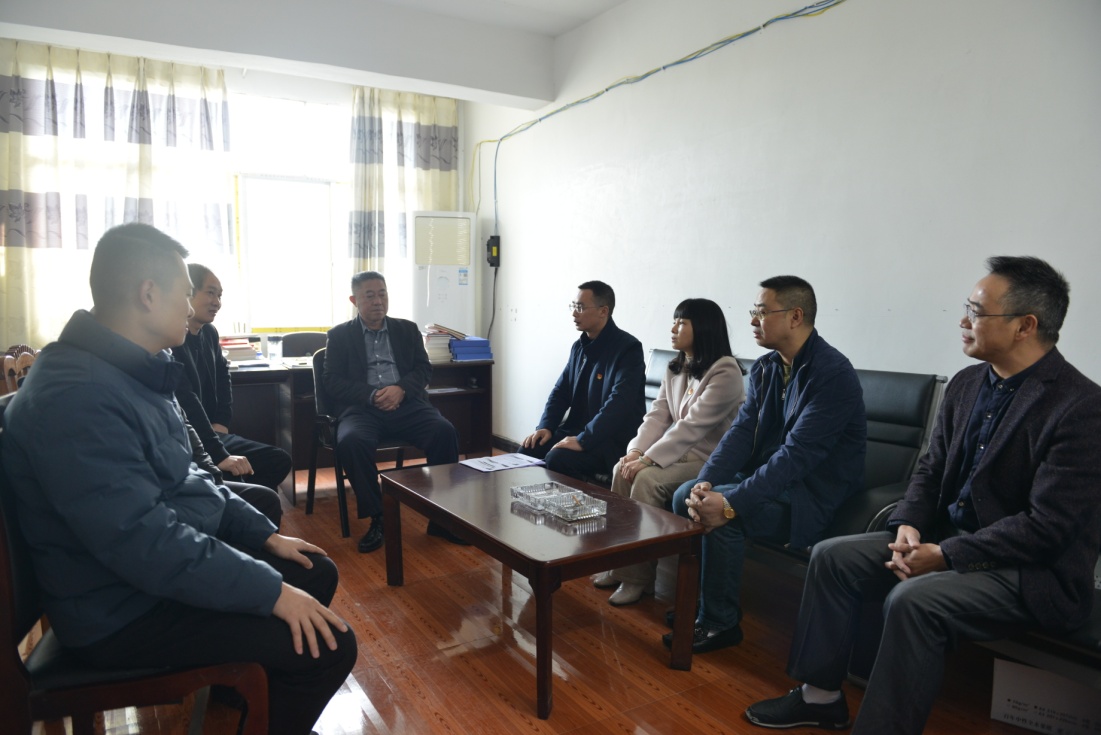 1724923038586010385.jpg 22.jpg